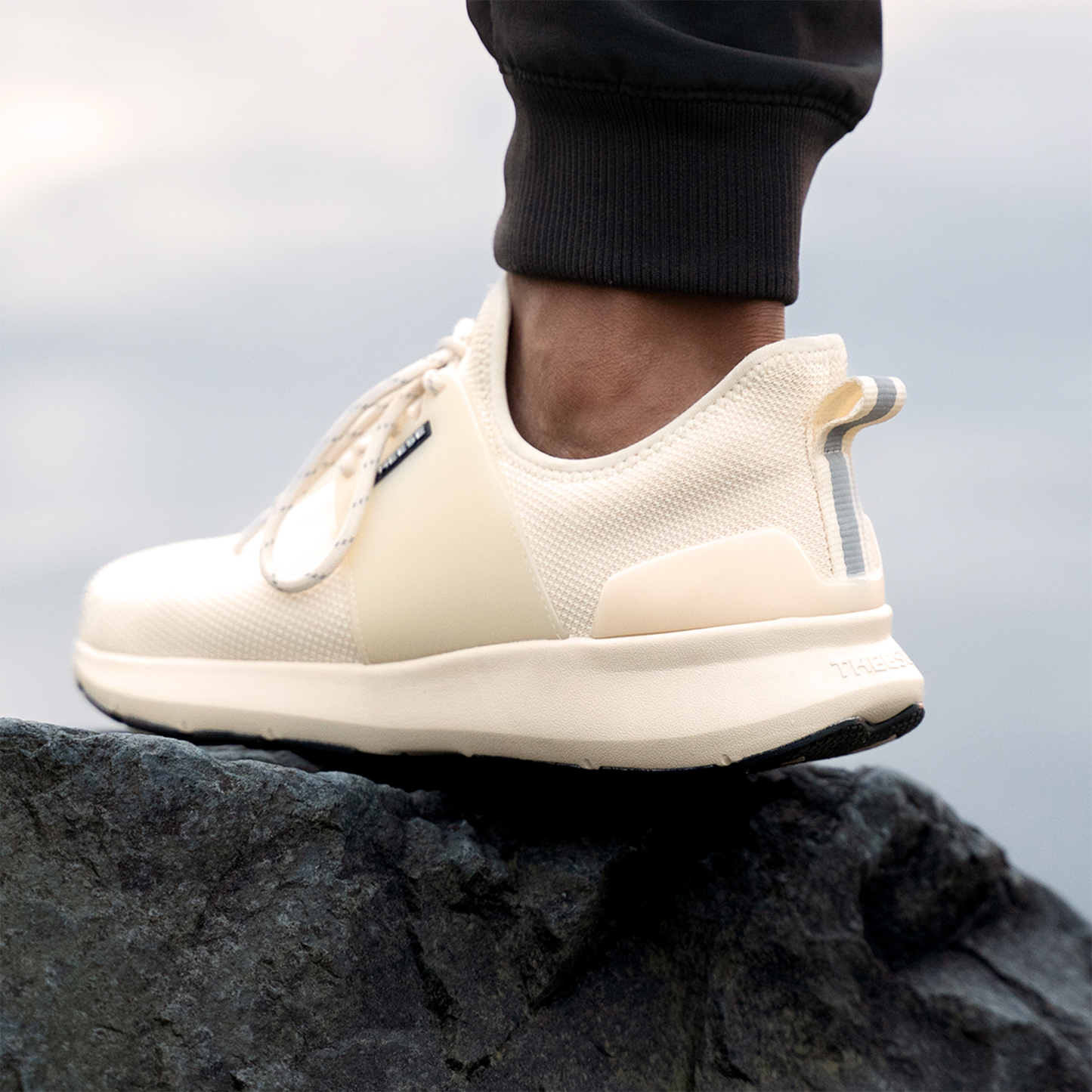 Lightweight waterproof shoes Men's