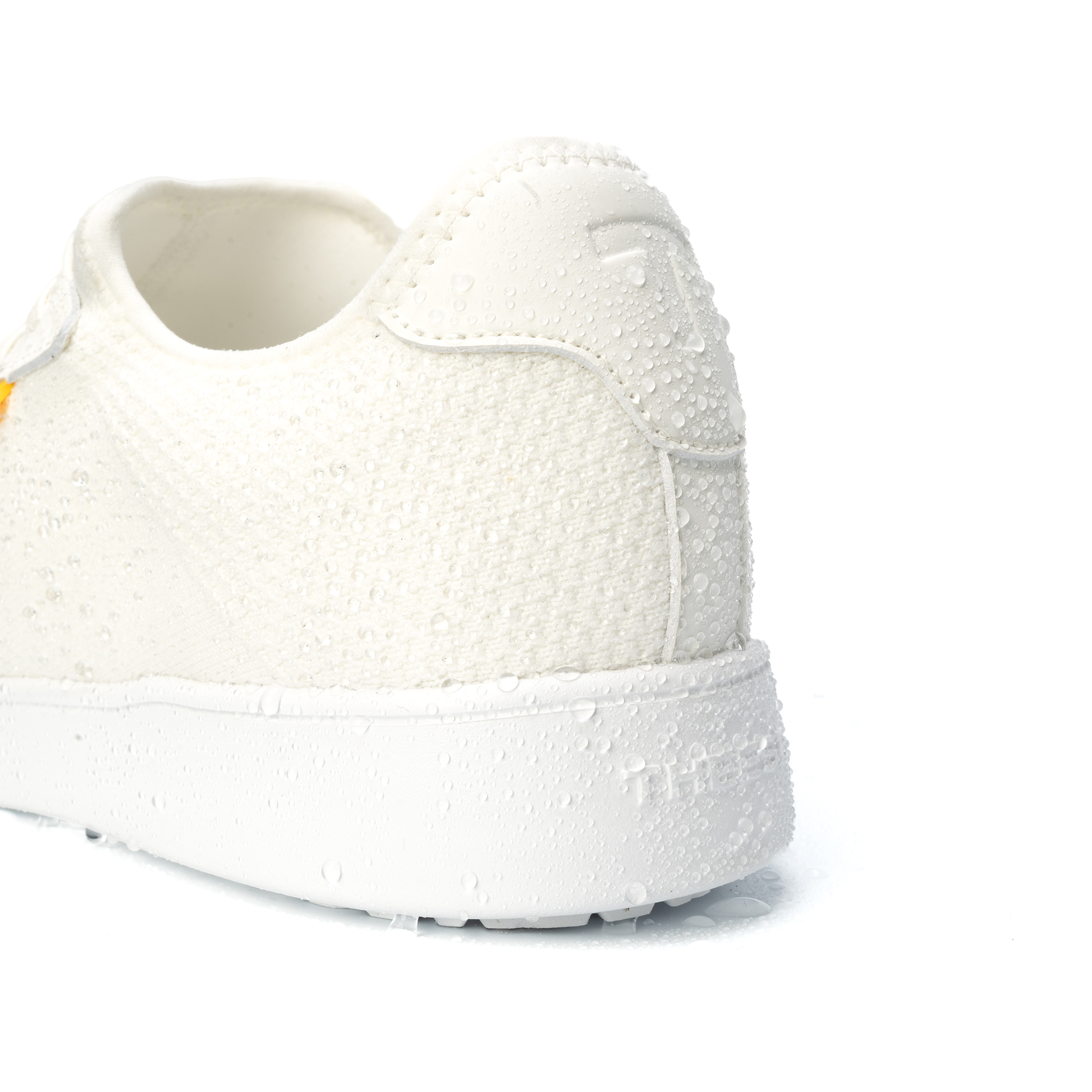 fashionable waterproof shoes for men