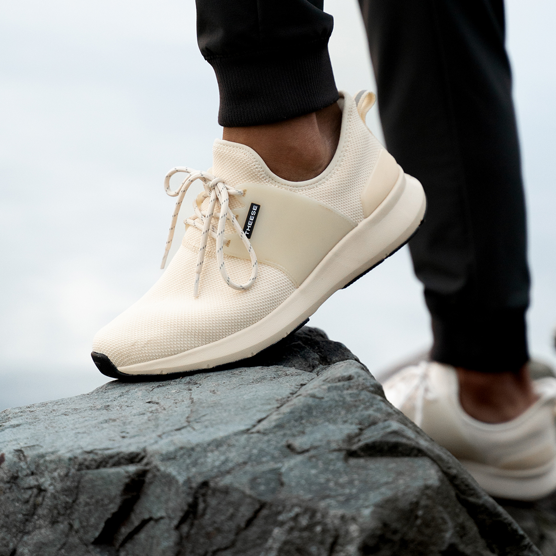 comfortable waterproof shoes for womens